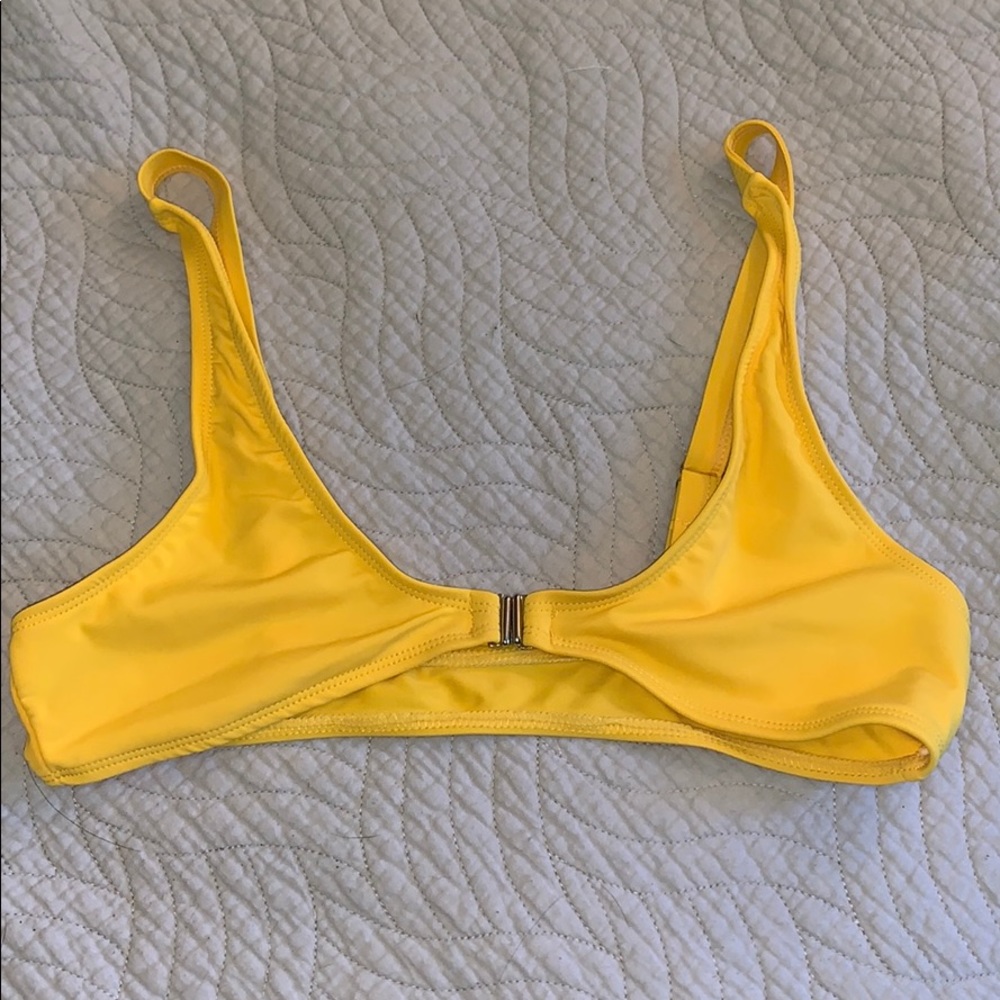🧡YELLOW ZAFUL BIKINI TOP🌼